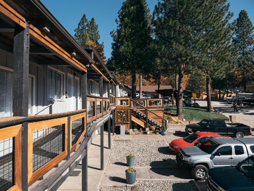 LOGE Mt. Shasta image 1